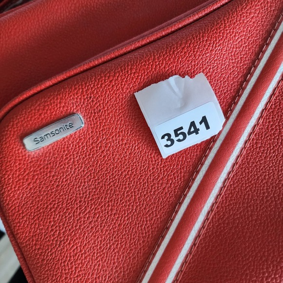 Vintage Samsonite Carry On Shoulder Bag Retro Luggage Red Faux Leather Messenger - Picture 14 of 14